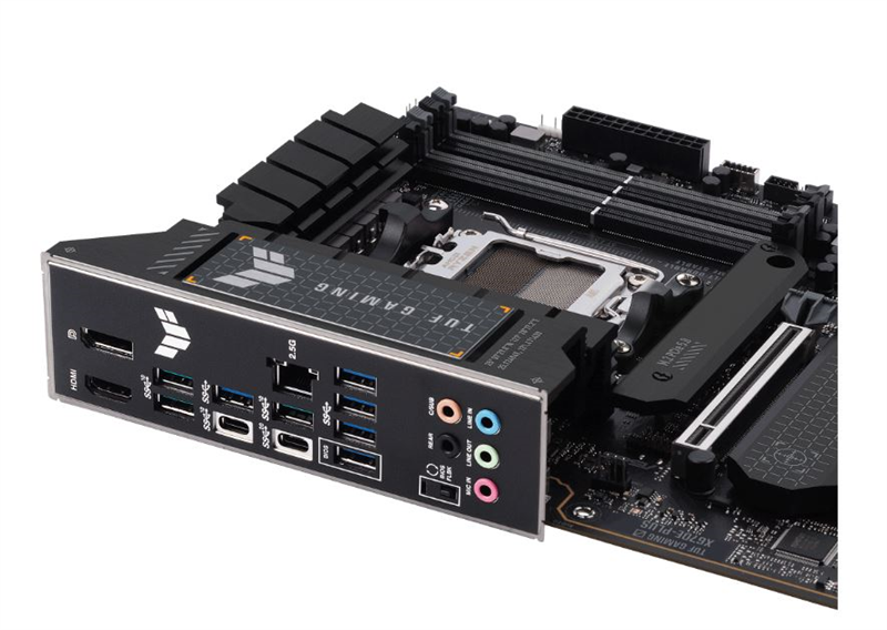 ASUS TUF GAMING X670E-PLUS, AM5, X670, 4*DDR5, 4*SATA, 4*M.2, 8*USB 3.2, Type-C, 2*PCIx16, 1*PCIx4, ATX; 90MB1BJ0-M0EAY0
