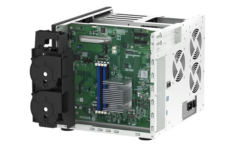 QNAP SMB 8C 2,8GHz CPU/8Gb(up to 128)/upto 12HDDs SATA(3,5" 2,5")/ 4HDDs (2,5")/2xM.2 NVMe/4xUSB/3xExp.slot/2x2,5Gb/iSCSI/1xPS/3YW TS-1655-8G-EU-RU